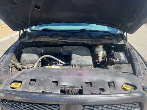Used 2018 RAM 1500 Express AWD/4WD image 19