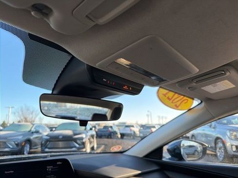 Used 2021 MAZDA MAZDA3 s image 27