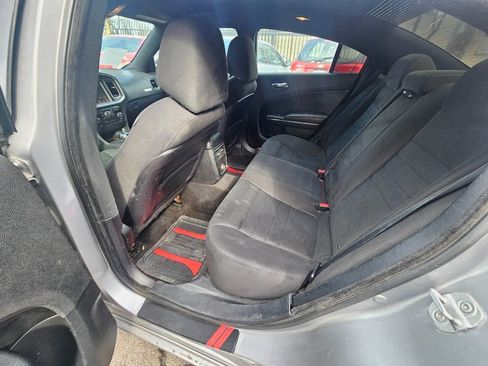 Used 2013 Dodge Charger SXT image 10