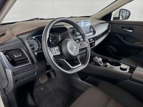 Used 2021 Nissan Rogue SV AWD/4WD image 9