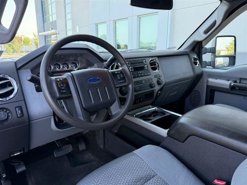 Used 2011 Ford F250 XLT w/ XLT Premium Pkg AWD/4WD image 25