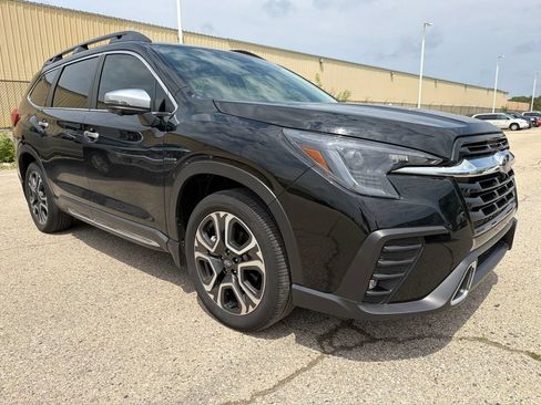 Used 2023 Subaru Ascent Touring w/ Popular Package #2A AWD/4WD image 4