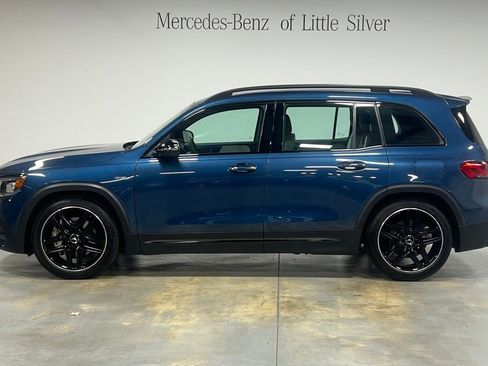 Used 2023 Mercedes-Benz GLB 35 AMG 4MATIC image 2