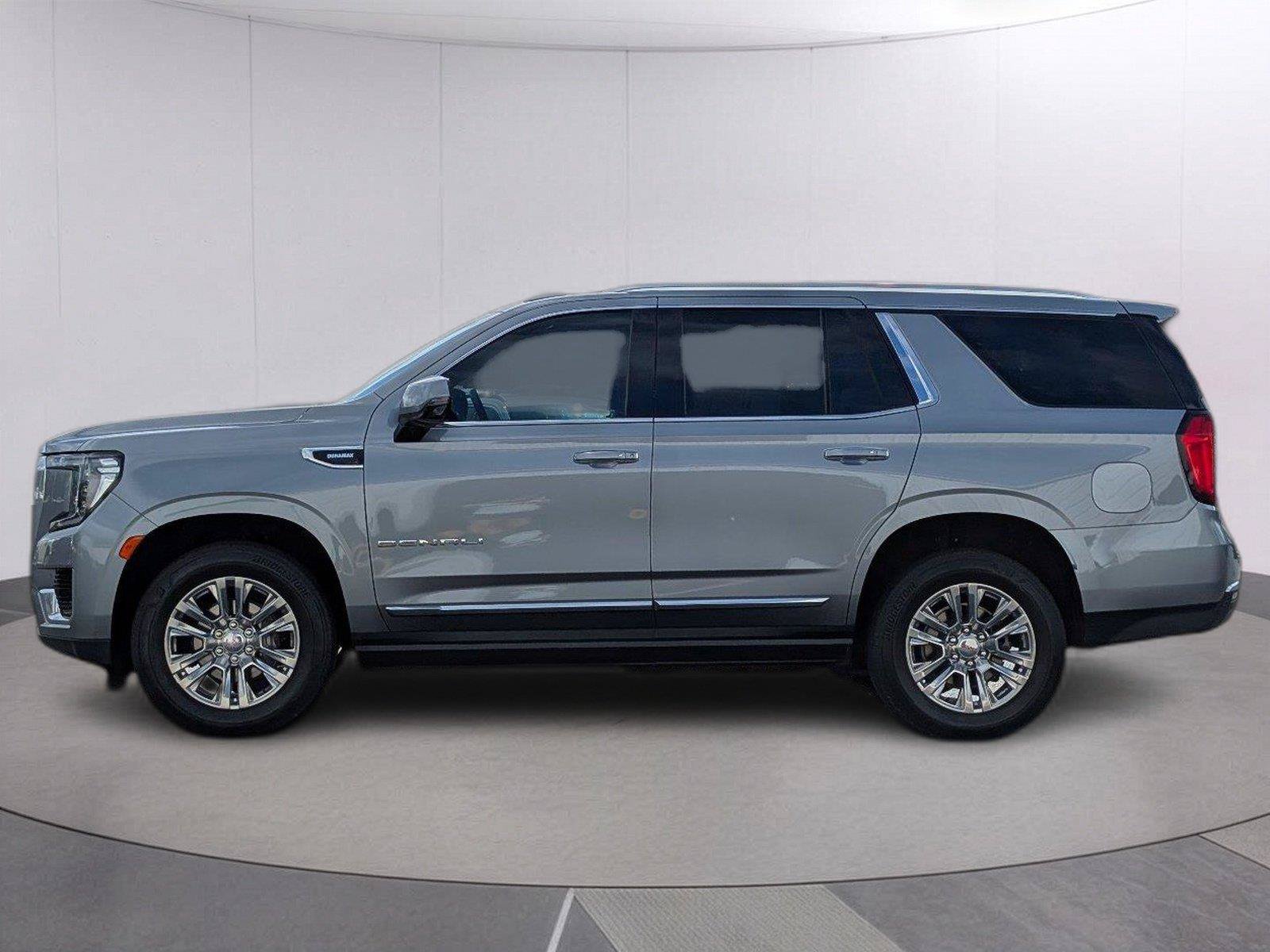 Used 2023 GMC Yukon Denali RWD image 2
