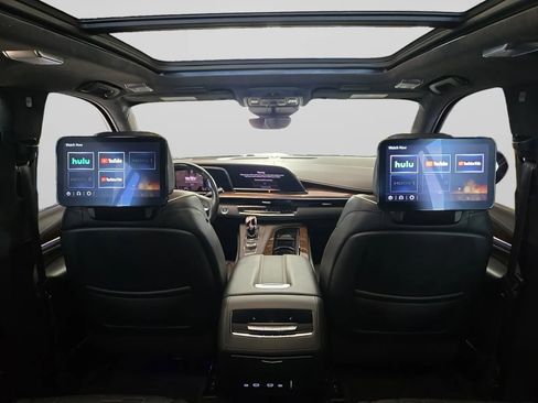 Used 2023 Cadillac Escalade Sport Platinum w/ LPO, ONYX Package AWD/4WD image 19