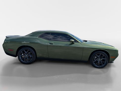 Used 2021 Dodge Challenger SXT w/ Blacktop Package RWD image 3