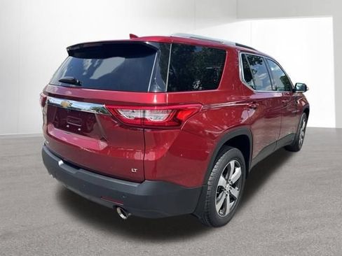 Used 2018 Chevrolet Traverse LT AWD/4WD image 5