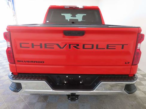 Used 2025 Chevrolet Silverado 1500 LT w/ LPO, Dark Essentials Package image 4