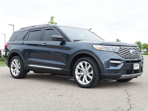 Used 2022 Ford Explorer Platinum w/ Equipment Group 601A AWD/4WD image 7