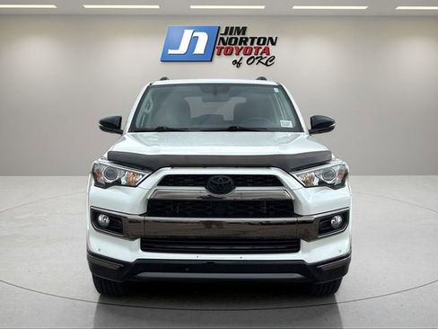 Used 2019 Toyota 4Runner Limited AWD/4WD image 2