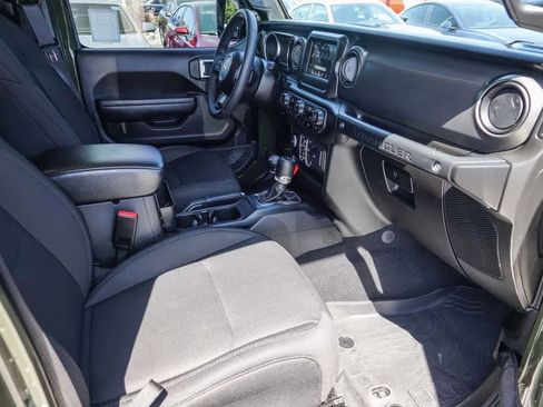 Certified 2023 Jeep Wrangler Unlimited AWD/4WD image 16