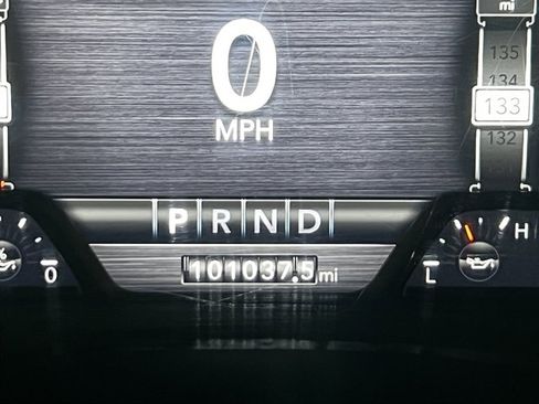 Used 2021 RAM 3500 Laramie w/ Night Edition image 37