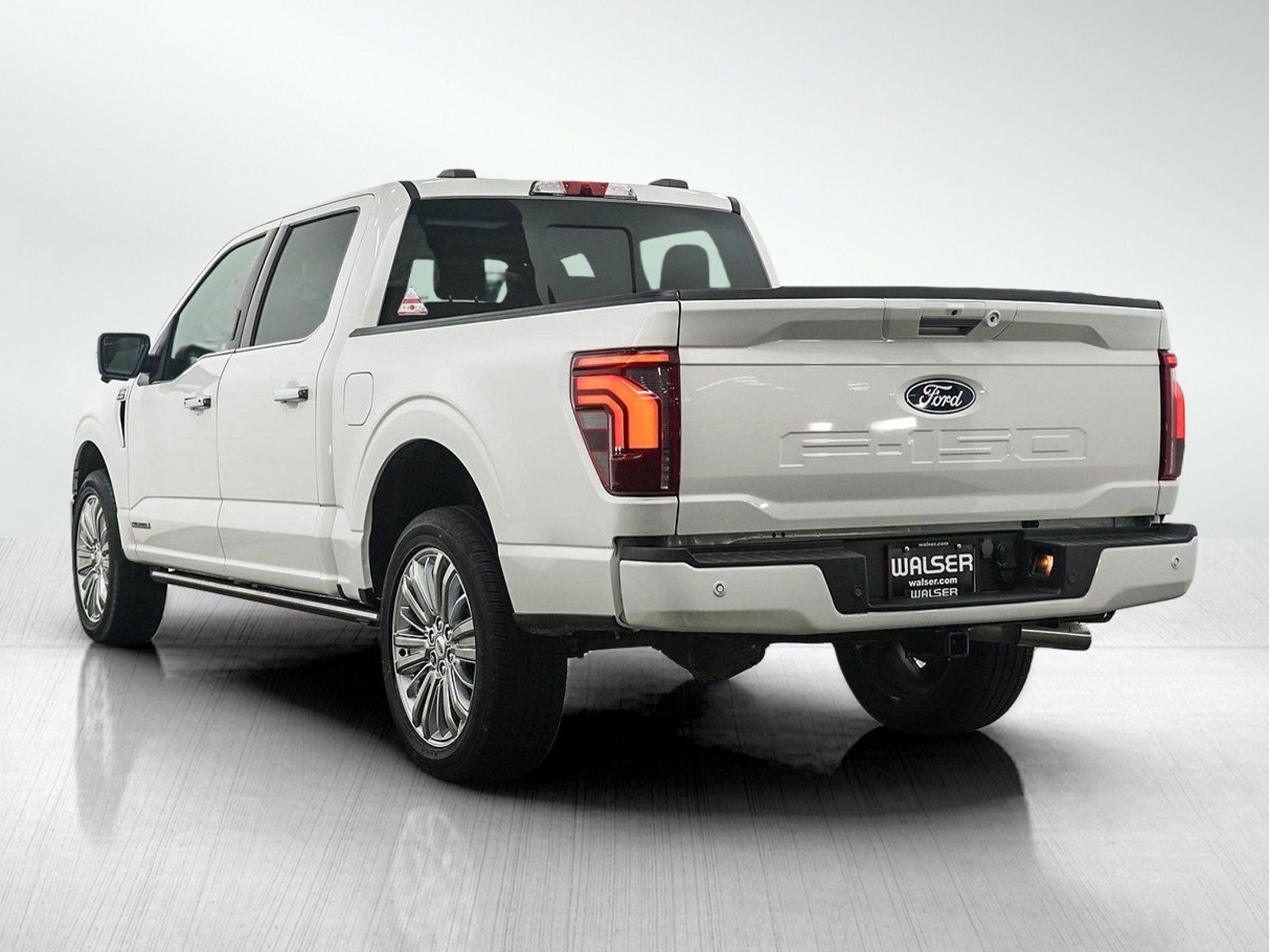 Used 2024 Ford F150 Platinum w/ Equipment Group 703A Plus AWD/4WD image 3