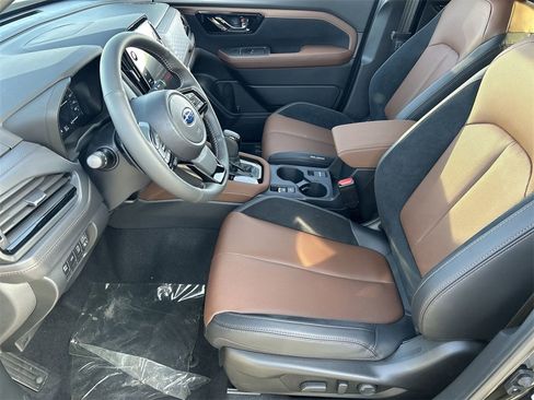 New 2025 Subaru Forester Touring image 15