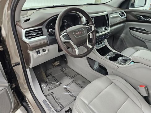 Used 2023 GMC Acadia SLT FWD image 30