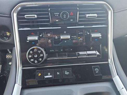 New 2026 Nissan Armada SL w/ Captain's Chari Seat Package AWD/4WD image 24