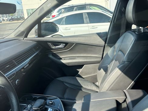 Used 2019 Audi Q7 3.0T Premium Plus AWD/4WD image 4