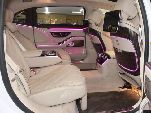 Used 2022 Mercedes-Benz Maybach S 580 4MATIC image 30