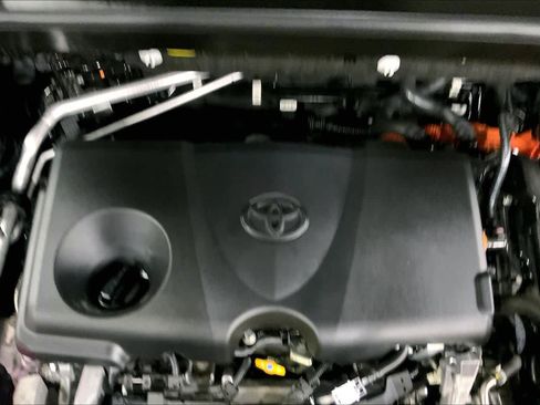Used 2021 Toyota Venza LE w/ Carpet Mat Package (TMS) AWD/4WD image 33