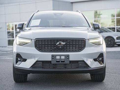 Used 2026 Volvo XC40 B5 Ultra w/ Protection Package Premier image 2