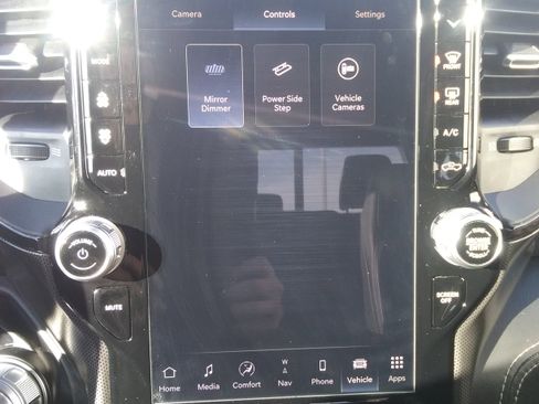 Used 2023 RAM 1500 Limited w/ (RED) Edition image 30