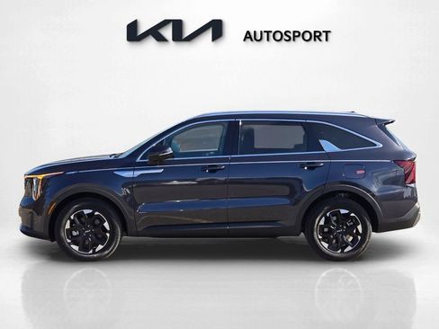 Certified 2025 Kia Sorento S w/ Panoramic Sunroof Package FWD image 14