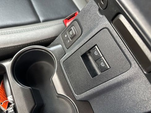 Used 2022 Ford Bronco Black Diamond image 29