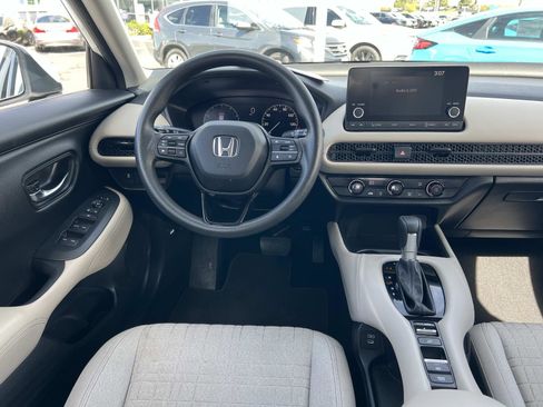 Used 2024 Honda HR-V LX image 7
