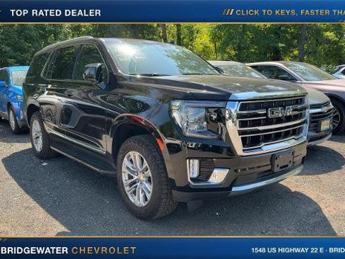 Used 2023 GMC Yukon SLT w/ SLT Premium Package AWD/4WD image 1