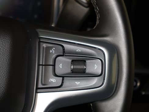 Used 2025 Chevrolet Silverado 1500 LT image 22