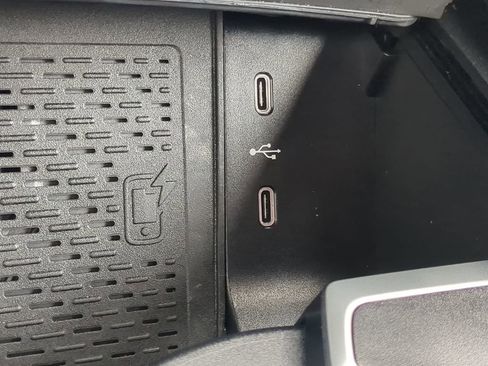 New 2025 Mercedes-Benz GLE 450e 4MATIC image 10