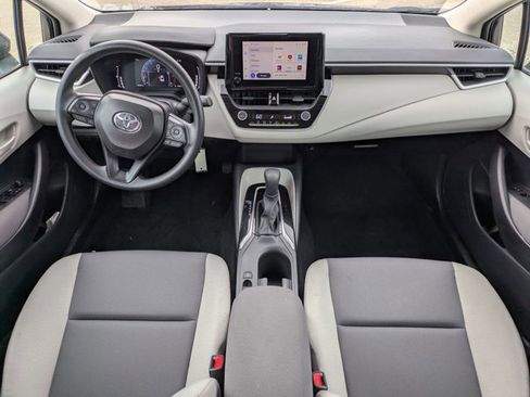 Used 2026 Toyota Corolla LE image 15