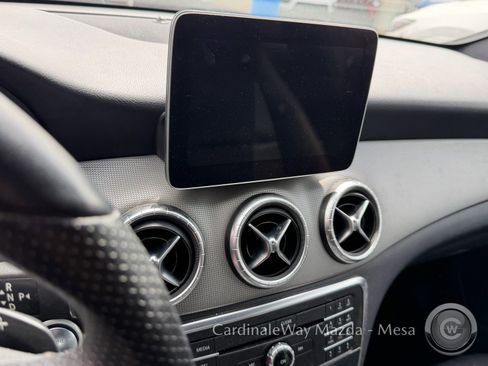 Used 2019 Mercedes-Benz CLA 250 image 8