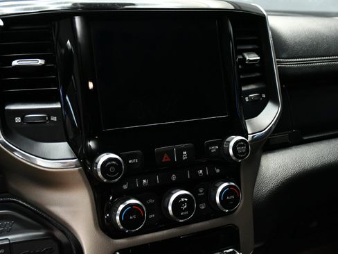 Used 2019 RAM 3500 Laramie w/ Black Appearance Package image 36