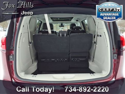 Used 2020 Chrysler Pacifica Limited image 10