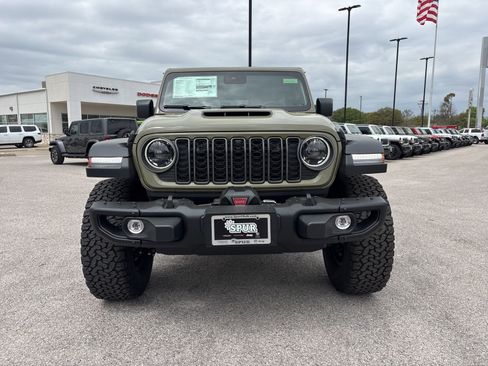 New 2026 Jeep Wrangler Unlimited Rubicon 392 w/ Quick Order Package 27X Moab AWD/4WD image 9