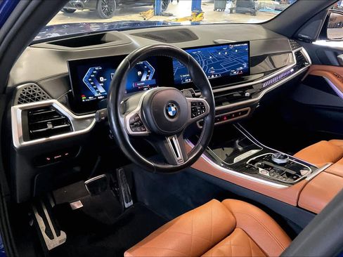 Used 2025 BMW X5 M60i image 17