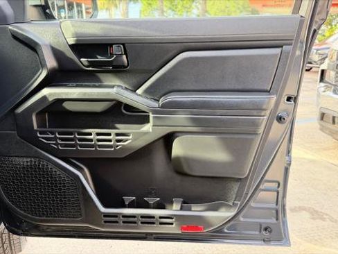 Used 2025 Toyota Tacoma SR image 20