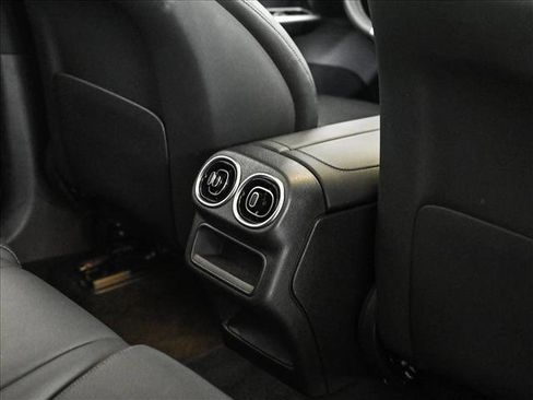 Certified 2023 Mercedes-Benz GLC 300 4MATIC image 19