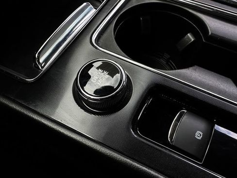 Used 2021 Lincoln Corsair FWD image 32