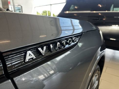 Certified 2025 Lincoln Aviator AWD w/ Jet Appearance Package image 45