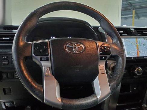 Used 2021 Toyota 4Runner SR5 Premium w/ Moonroof Package AWD/4WD image 28