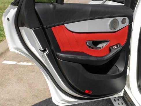 Used 2021 Mercedes-Benz GLC 43 AMG 4MATIC image 44