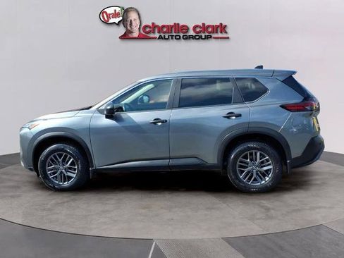 Certified 2023 Nissan Rogue S FWD image 2