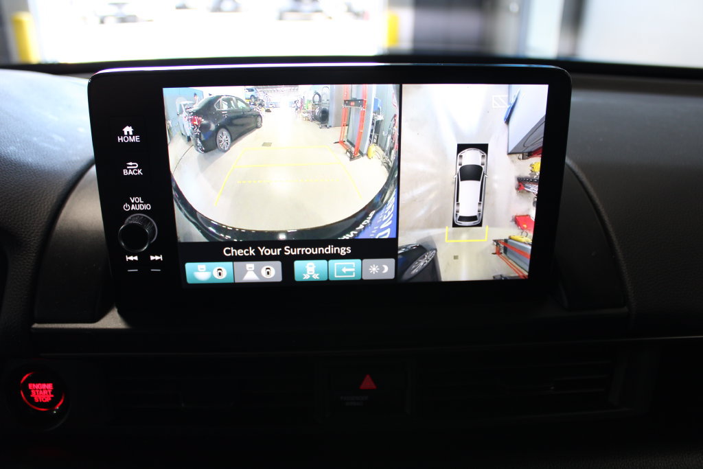 Used 2023 Honda Pilot TrailSport image 18