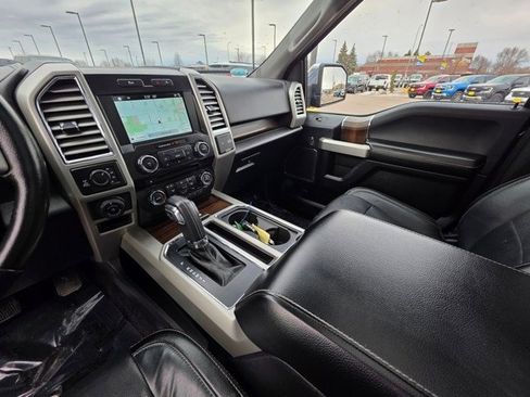 Used 2016 Ford F150 Lariat image 25