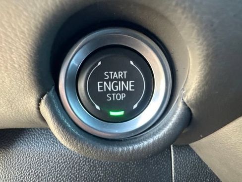 Used 2025 Chevrolet Tahoe Premier RWD image 23