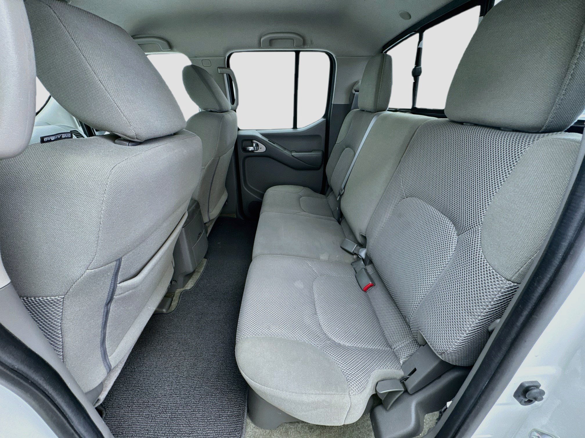 Used 2018 Nissan Frontier SV w/ Value Truck Package RWD image 15