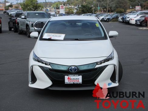 Certified 2019 Toyota Prius Prime Premium image 20