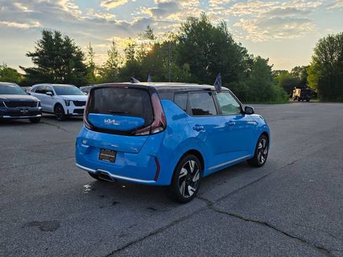 Certified 2024 Kia Soul GT-Line FWD image 8